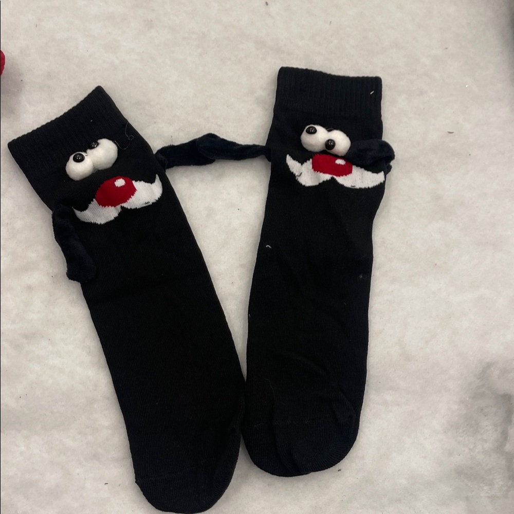 Holding Hands Socks Magnetic Sock Funny Gifts Women Men Teens Couples Friends - Picture 4 of 8